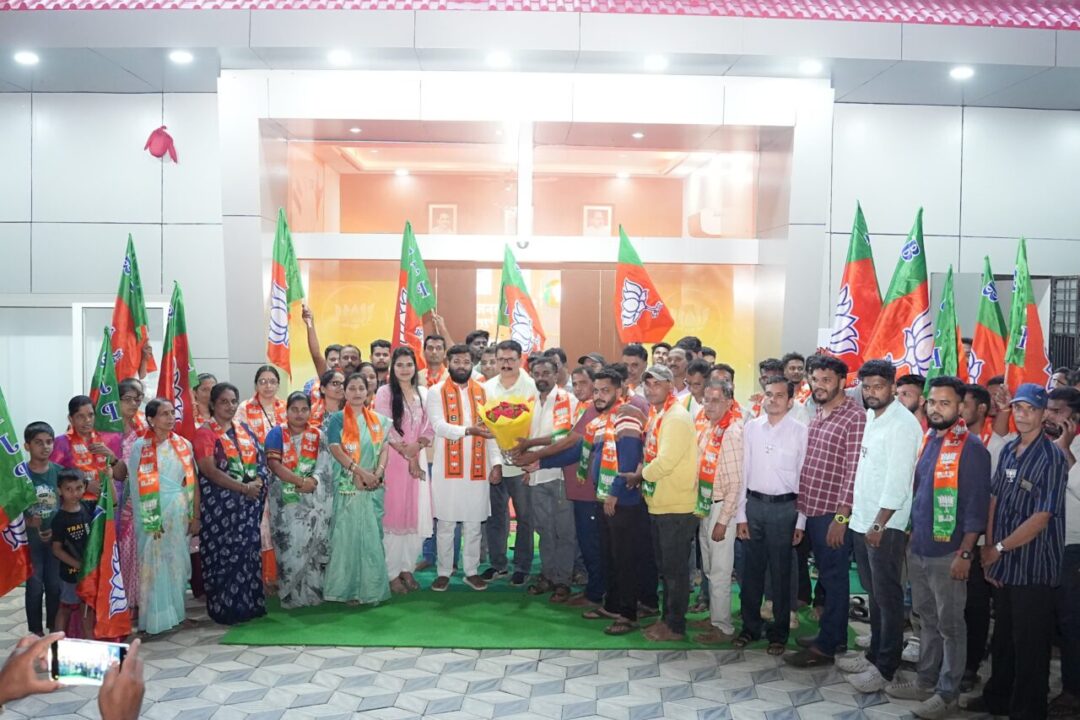 सावंतवाडीत विशाल परब यांची ‘शांतीत क्रांती’ | संजू परब यांना दणका | सत्ता सूत्रधार |