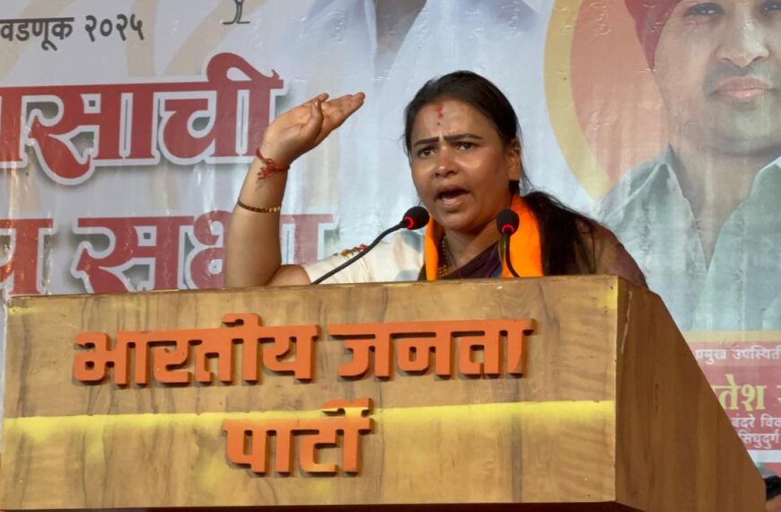 मालवणच्या भाजपाच्या सभेत फुटला राजकीय बॉम्ब!