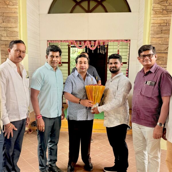 सरपंचपदी निवडीनंतर साहिल पांचाळ यांची पालकमंत्री नितेश राणे यांच्या निवासस्थानी घेतली सदिच्छा भेट, पुढील वाटचालीस शुभेच्छा