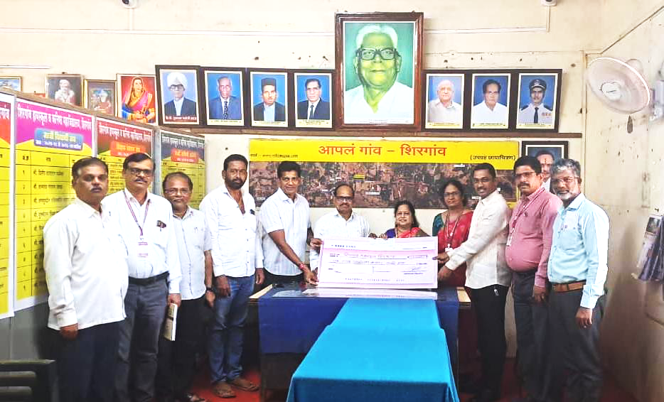 शिक्षणसेवेचा प्रेरणादायी आदर्श : ₹1.51 लाखांची गुरुदक्षिणा