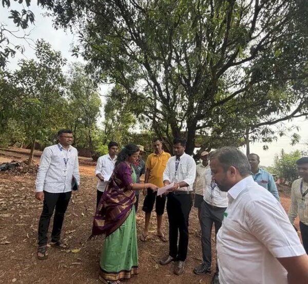 वैभववाडीत जिल्हाधिकारी तृप्ती धोडमिसे यांचा दौरा; जनगणना, आरोग्य व शेती नुकसानीचा आढावा