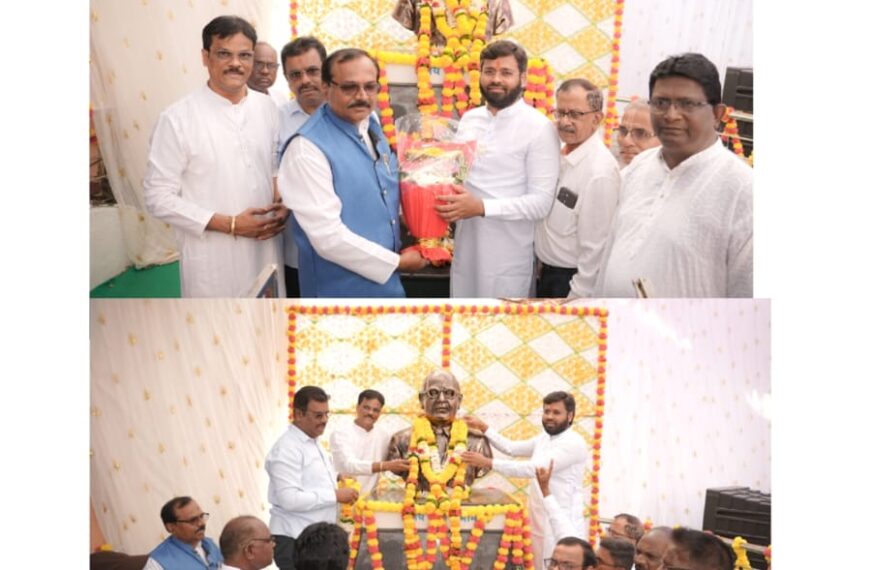सावंतवाडीत भाजपा महाराष्ट्र युवा नेते विशाल परब यांच्या समवेत महामानव डॉ. बाबासाहेब आंबेडकर जयंतीचा दिमाखदार शुभारंभ