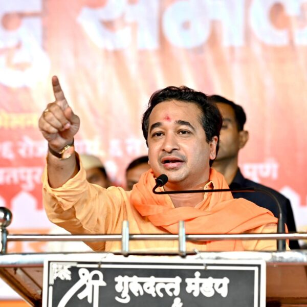 ‘हिंदू एकतेसाठी संघटित व्हा’; विराट हिंदू संमेलनात पालकमंत्री नितेश राणेंचे आवाहन