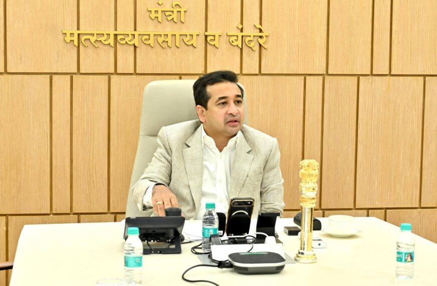हरित जहाज पुनर्वापरासाठी मंत्रालयात महत्त्वपूर्ण बैठक; पालकमंत्री नितेश राणेंचे निर्देश