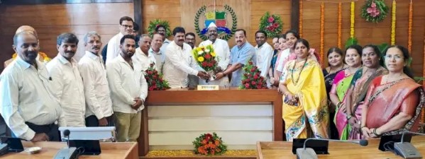 वेंगुर्ला नगरपरिषदेच्या १५० वर्षांचा गौरवशाली प्रवास; प्रसन्ना देसाई यांच्याकडून शुभेच्छांचा वर्षाव