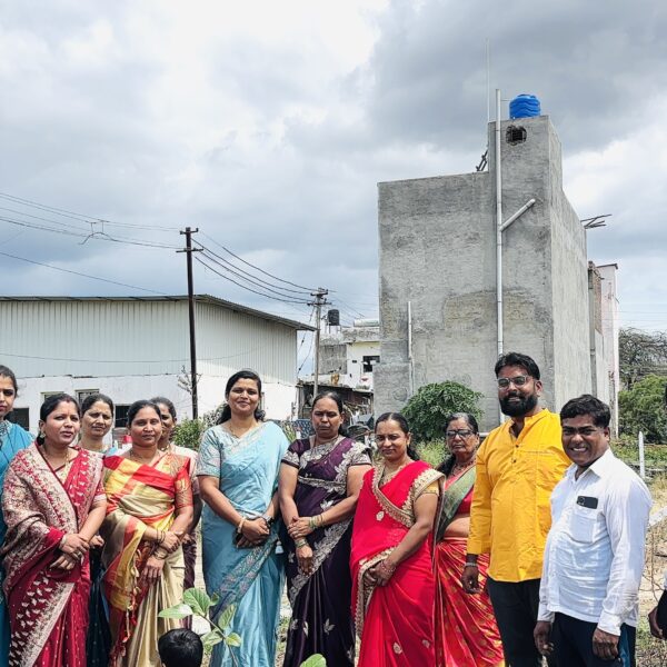 एकल माता भगिनींच्या हस्ते वटवृक्षारोपण; पुरोगामी विचार, स्त्री सन्मान आणि पर्यावरण संवर्धनाचा अनोखा संगम