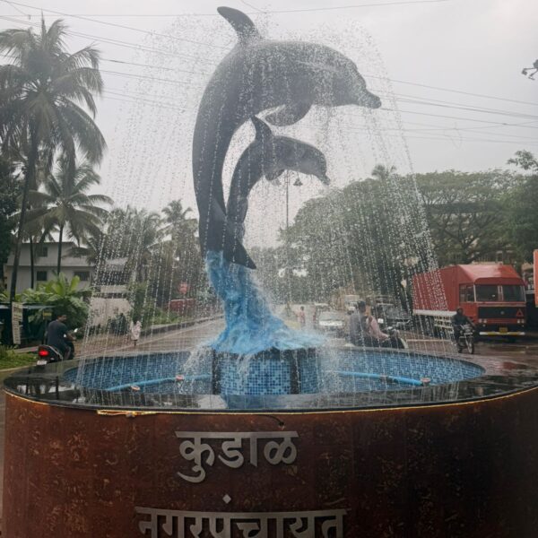डॉल्फिन शिल्पाने खुलला कुडाळचा चेहरा; कुडाळ नगरपंचायतीचा नवा षटकार ठरला सेल्फी पॉइंट!