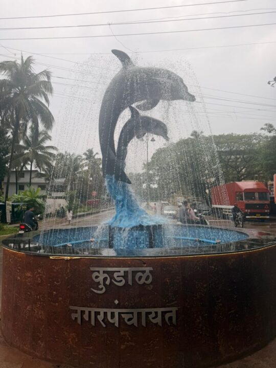 डॉल्फिन शिल्पाने खुलला कुडाळचा चेहरा; कुडाळ नगरपंचायतीचा नवा षटकार ठरला सेल्फी पॉइंट!