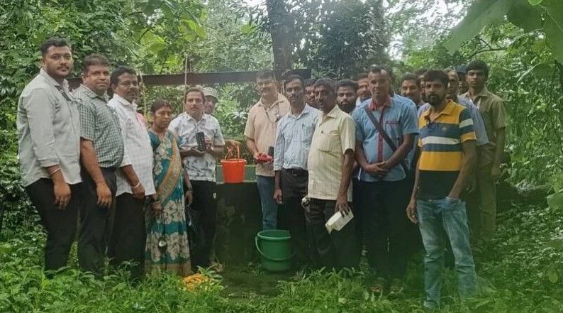 💧 पावसाळ्यात दूषित पाण्याचा धोका; मळेवाड आरोग्य केंद्राकडून जलशुद्धीकरणाचे प्रशिक्षण