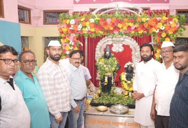 🚩 ‘विठू माऊली’च्या चरणी विशाल परब; आषाढी एकादशी भक्तिभावात साजरी!