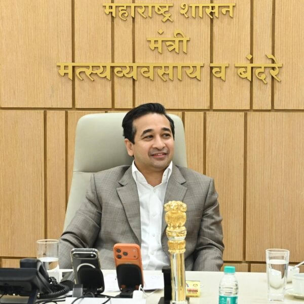 📔 भातशेतीच्या पाहणीसाठी पालकमंत्री नितेश राणे मैदानात!